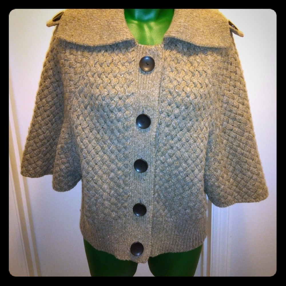 Apt 9 quarter sleeve sweater size Large